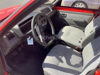Rojo Usado 1987 Peugeot 205 Berlina | 1500 €