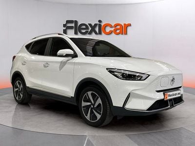 Usado MG ZS Comfort 114 kW (156 CV) 2023 Blanco SUV