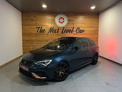 Usado Seat Leon 4Drive 300 CV (220 kW) 2020 Gris / plata Familiar