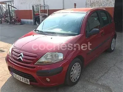 Usado Citroën C3 Exclusive 70 CV (51 kW) 2006 Granate Berlina