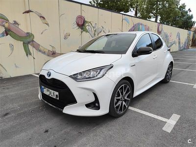 Blanco Usado 2021 Toyota Yaris Hybrid Plus Berlina | 19.000 € (Precio justo)