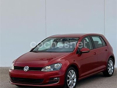 Usado VW Golf VII Advance 110 CV (80 kW) 2016 Rojo Berlina
