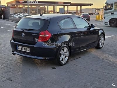 Usado BMW 120 177 CV (130 kW) 2008 Azul Utilitario