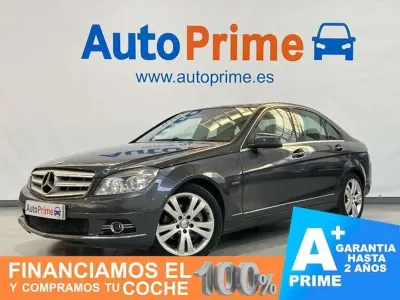 Usado Mercedes C200 Avantgarde 136 CV (100 kW) 2009 Azul Berlina