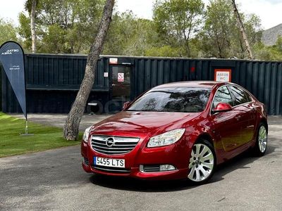 Usado Opel Insignia Edition 130 CV (95 kW) 2010 Rojo Berlina