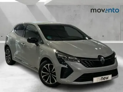 Usado Renault Clio V Techno 100 CV (73 kW) 2025 Gris Berlina