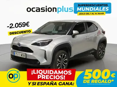 Usado Toyota Yaris Cross Active 116 CV (85 kW) 2024 Blanco SUV