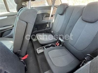 BMW 216