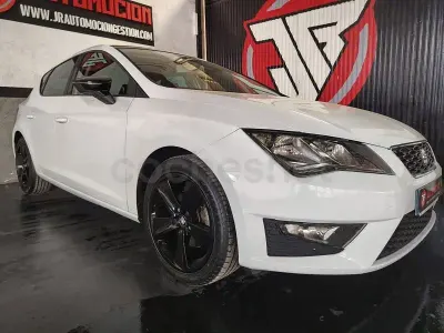 Usado Seat Leon FR 150 CV (110 kW) 2015 Blanco Berlina