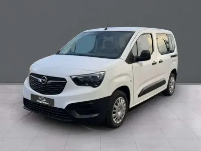 Usado Opel Combo 102 CV (75 kW) 2022 Blanco Monovolumen