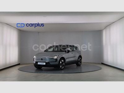 Gris vapour metalizada Usado 2024 Volvo EX30 Plus SUV | 31.890 € (Buen precio)