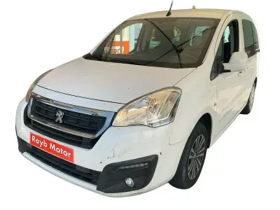 Usado Peugeot Partner Active 100 CV (73 kW) 2017 Blanco