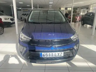 Usado Opel Crossland GS Line 110 CV (80 kW) 2022 Azul SUV
