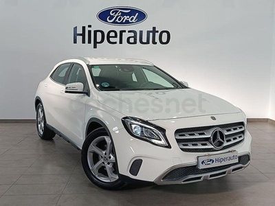 Käytetty Mercedes GLA180 122 HP (89 kW) 2019 Valkoinen Katumaasturi