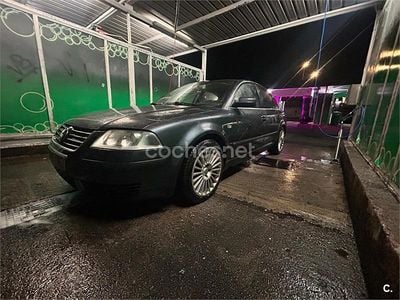 Gris / plata Usado 2001 VW Passat Comfortline Berlina | 3500 € (Caro)