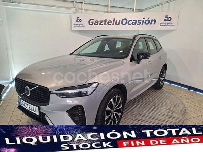 Gris / plata Usado 2022 Volvo XC60 Plus SUV | 41.400 € (Caro)