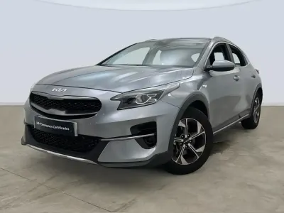 Usado Kia XCeed 120 CV (88 kW) 2021 Gris SUV