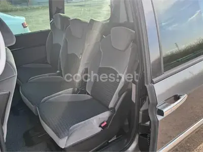 Usado Citroën C8 Seduction 136 CV (100 kW) 2011 Marrón Monovolumen