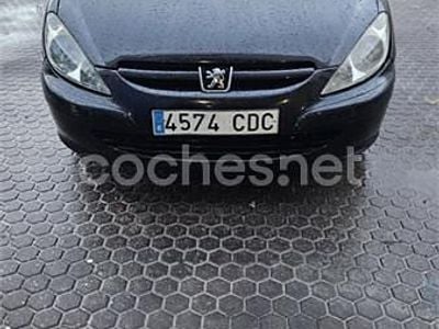 Negro Usado 2002 Peugeot 307 Berlina | 2000 € (Precio justo)
