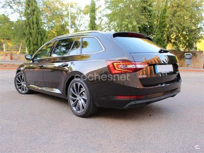 Usado 2017 Skoda Superb Familiar | 13.999 € (Un poco caro)