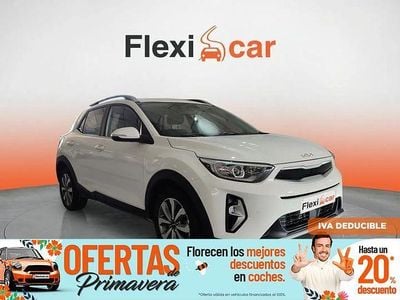 Usado Kia Stonic 84 CV (61 kW) 2023 Blanco SUV