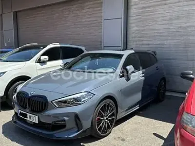 Usado BMW 120 190 CV (139 kW) 2022 Gris / plata Berlina