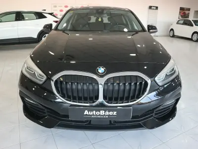 Usado BMW 118 140 CV (102 kW) 2020 Negro Utilitario