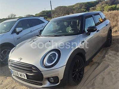 Gris / plata Usado 2023 Mini Cooper D Clubman Familiar | 23.900 € (Un poco caro)
