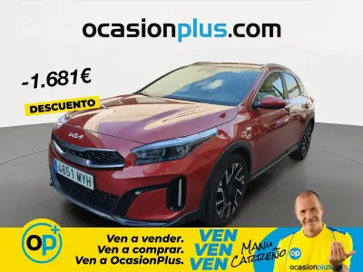 Usado Kia XCeed 100 CV (73 kW) 2025 Rojo SUV