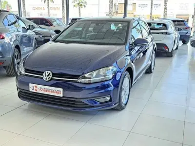 Usado VW Golf VII Edition 116 CV (85 kW) 2020 Azul Utilitario