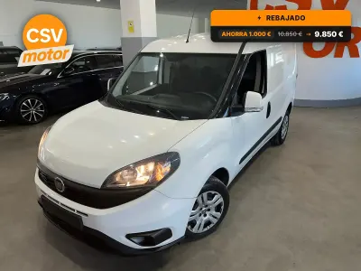 Usado Fiat Doblò 102 CV (75 kW) 2022 Blanco Monovolumen