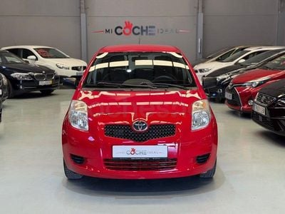 Usado Toyota Yaris 87 CV (63 kW) 2008 Rojo Utilitario