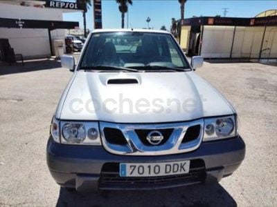 Usado Nissan Terrano 154 HP (113 kW) 2005 Cinzento SUV