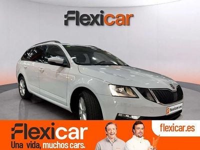 Usado Skoda Octavia Ambition 115 CV (84 kW) 2018 Blanco Familiar