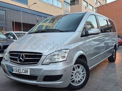 Usado Mercedes Viano 204 CV (150 kW) 2009 Gris / plata Monovolumen