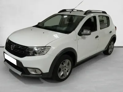 Usado Dacia Sandero Essentiel 73 CV (53 kW) 2019 Blanco Berlina