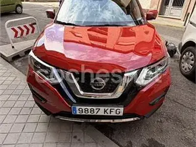 Używany Nissan X-Trail Tekna 163 KM (119 kW) 2017 Czerwony SUV