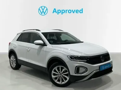 Usado VW T-Roc Life 150 CV (110 kW) 2023 Blanco SUV