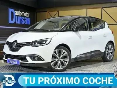 Usado Renault Scénic Zen 130 CV (95 kW) 2017 Blanco