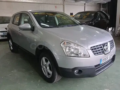 Usado Nissan Qashqai Acenta 140 CV (102 kW) 2008 Gris / plata SUV