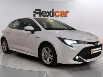 Usado Toyota Corolla Business Edition 122 CV (89 kW) 2019 Blanco Berlina