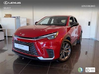 Usado Lexus LBX 136 CV (100 kW) 2025 Rojo SUV