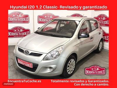 Plateado Usado 2011 Hyundai i20 Classic Berlina | 7390 € (Un poco caro)