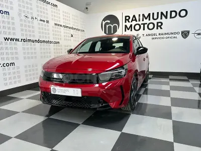 Nuevo Opel Corsa 100 CV (73 kW) 2025 Rojo Utilitario