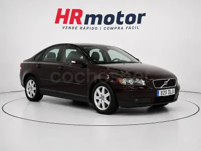 Usado Volvo S40 Momentum 136 CV (100 kW) 2005 Negro Berlina