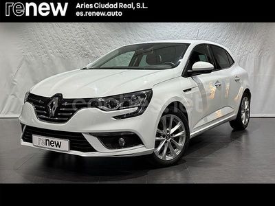 Usado Renault Mégane IV Zen 140 CV (102 kW) 2019 Blanco Berlina