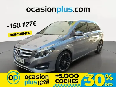 Usado Mercedes B200 Urban 136 CV (100 kW) 2017 Gris Monovolumen