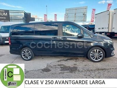 Negro Usado 2022 Mercedes V250 Monovolumen | 54.900 € (Un poco caro)
