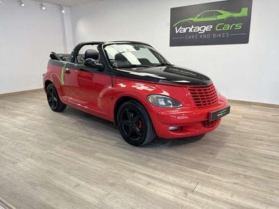 Usado Chrysler PT Cruiser 220 CV (161 kW) 2004 Rojo Descapotable