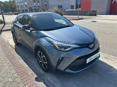 Usado Toyota C-HR Advance 184 CV (135 kW) 2020 Gris / plata SUV